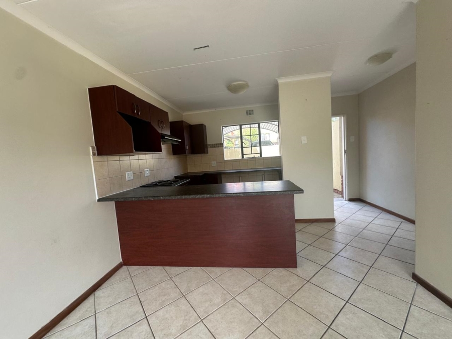 To Let 2 Bedroom Property for Rent in Hillside Free State